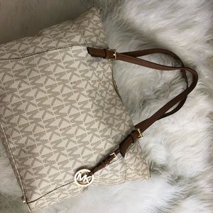 Micheal kors tote